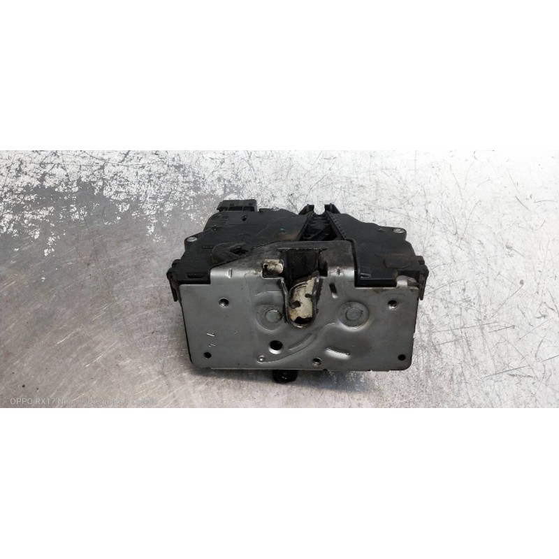 Recambio de motor cierre centralizado delantero izquierdo para opel corsa d 1.3 16v cdti cat (z 13 dth / l4i) referencia OEM IAM