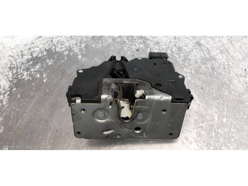 Recambio de motor cierre centralizado delantero derecho para opel corsa d 1.3 16v cdti cat (z 13 dth / l4i) referencia OEM IAM 1