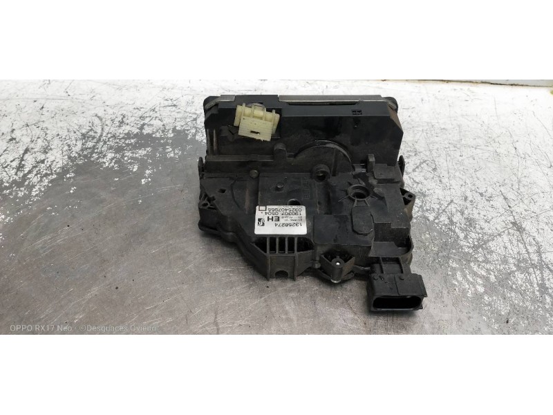 Recambio de motor cierre centralizado delantero derecho para opel corsa d 1.3 16v cdti cat (z 13 dth / l4i) referencia OEM IAM 1