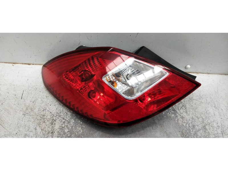 Recambio de piloto trasero izquierdo para opel corsa d 1.3 16v cdti cat (z 13 dth / l4i) referencia OEM IAM 13188047 89038958 