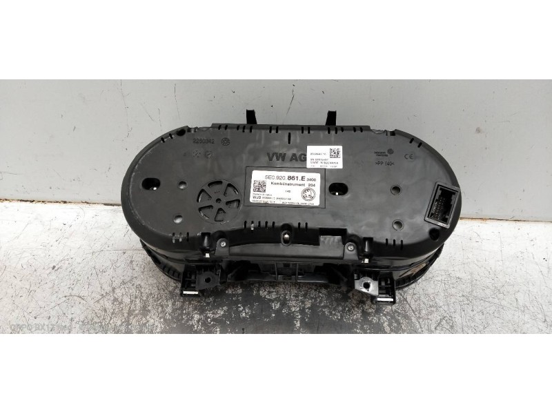 Recambio de cuadro instrumentos para skoda octavia combi (5e5) ambition referencia OEM IAM 5E0920861E  
