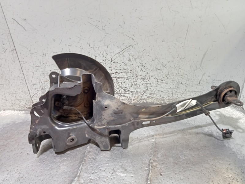 Recambio de mangueta trasera izquierda para volvo v40 basis referencia OEM IAM   