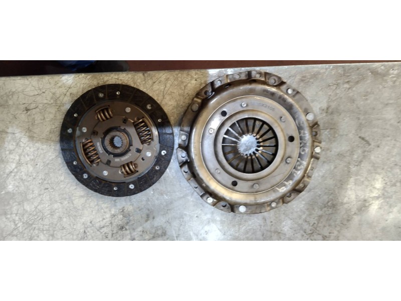 Recambio de kit embrague para citroen saxo 1.5 d sx referencia OEM IAM   