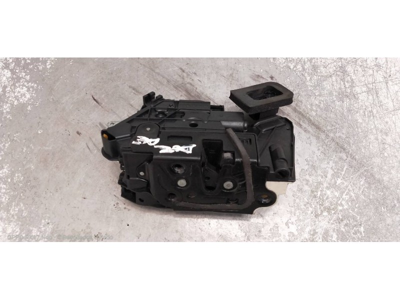 Recambio de motor cierre centralizado delantero derecho para skoda octavia combi (5e5) ambition referencia OEM IAM 5E1837016  