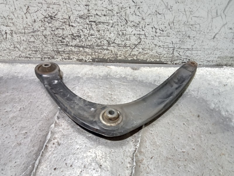 Recambio de brazo suspension inferior delantero derecho para peugeot 5008 confort referencia OEM IAM   