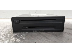 Recambio de sistema audio / radio cd para skoda octavia combi (5e5) ambition referencia OEM IAM 5E0035819A  