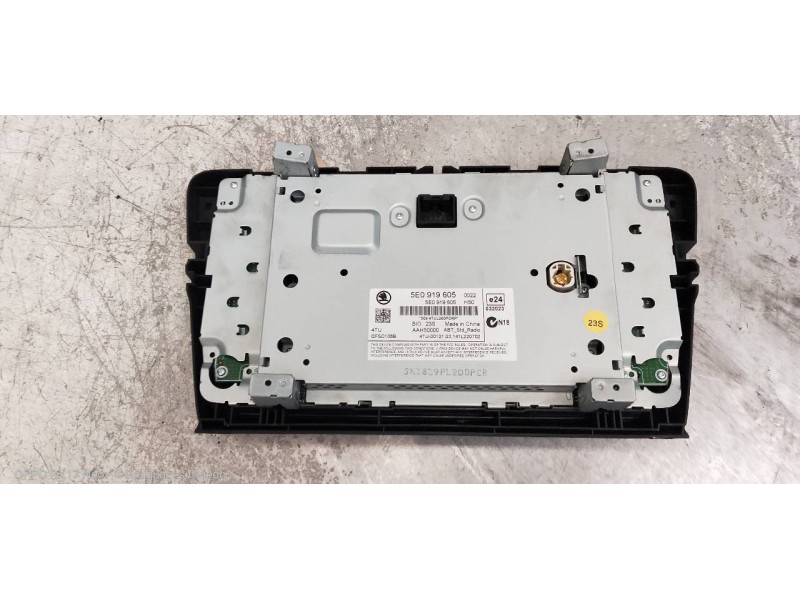 Recambio de pantalla multifuncion para skoda octavia combi (5e5) ambition referencia OEM IAM 5E0919605  