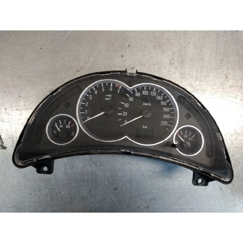 Recambio de cuadro instrumentos para opel corsa c 1.2 16v cat (z 12 xe / lw4) referencia OEM IAM 110080226005 13117946CD 