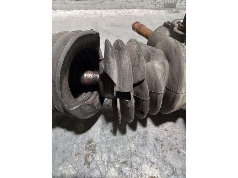 Recambio de cremallera direccion para mercedes clase v (w638) v 230 turbodiesel (638.274) referencia OEM IAM A6384611101  