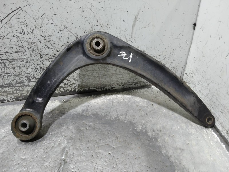Recambio de brazo suspension inferior delantero izquierdo para citroen c4 lim. seduction referencia OEM IAM   