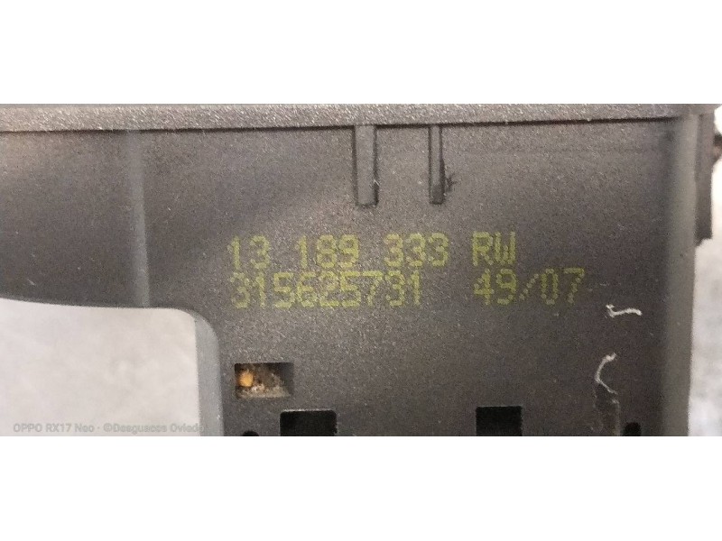 Recambio de mando elevalunas delantero derecho para opel corsa d 1.3 16v cdti cat (z 13 dth / l4i) referencia OEM IAM 13189333  