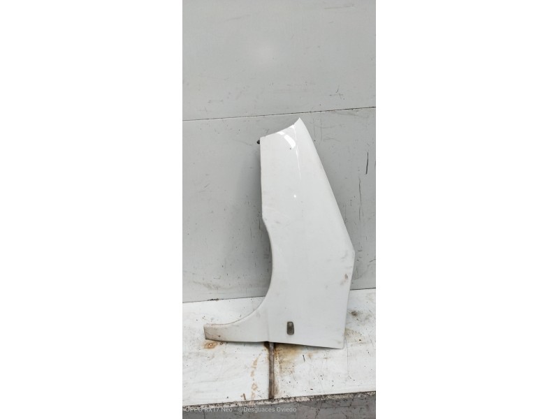 Recambio de aleta delantera izquierda para peugeot expert kasten 2004 2000 hdi referencia OEM IAM   