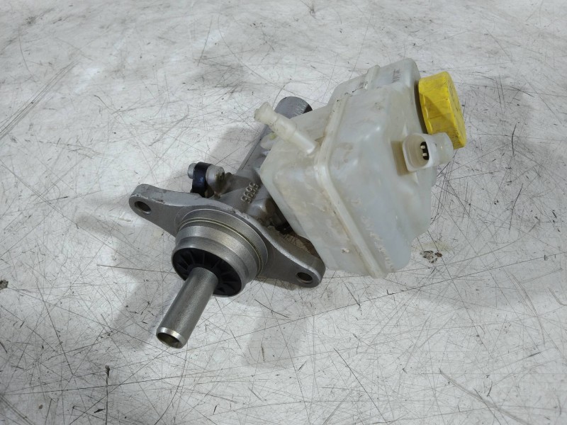 Recambio de bomba freno para audi a1 sportback (8xf) attraction referencia OEM IAM 6R0611301A  