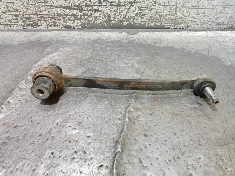 Recambio de brazo suspension superior trasero derecho para mercedes clase cl (w215) coupe 500 (215.375) referencia OEM IAM A2203