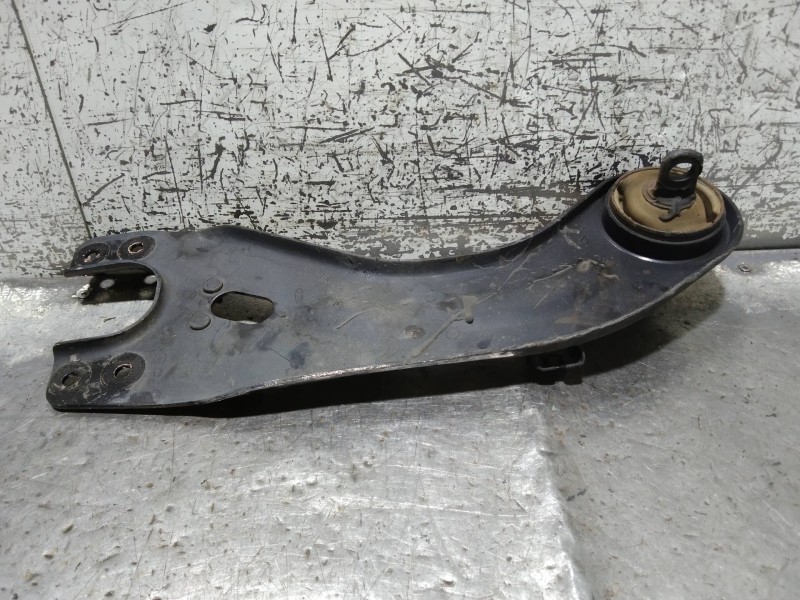 Recambio de brazo suspension inferior trasero derecho para kia cee´d drive referencia OEM IAM 55280A6200  