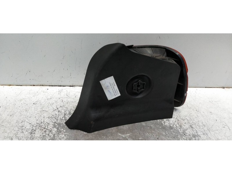 Recambio de piloto trasero izquierdo para bmw serie 3 compacto (e36) 316i referencia OEM IAM   