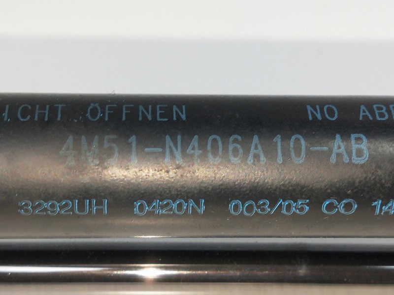 Recambio de amortiguadores maletero / porton para ford focus sportbreak (cap) ghia referencia OEM IAM 4M51N406A10AB  