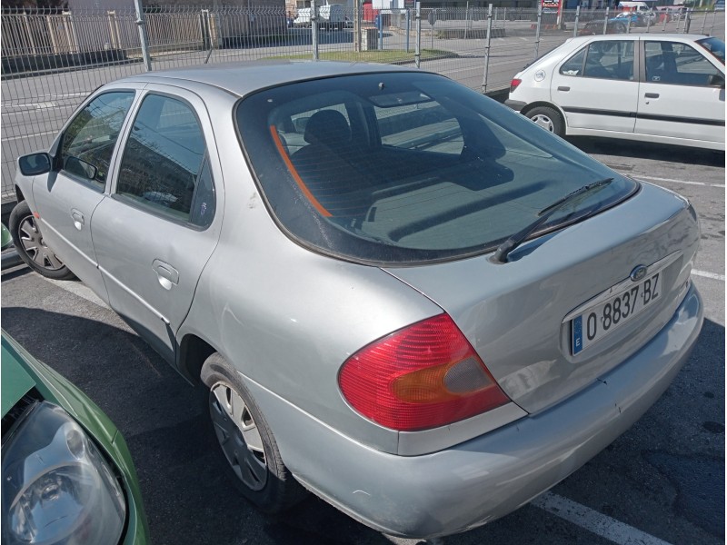 ford mondeo berlina (gd) del año 1998