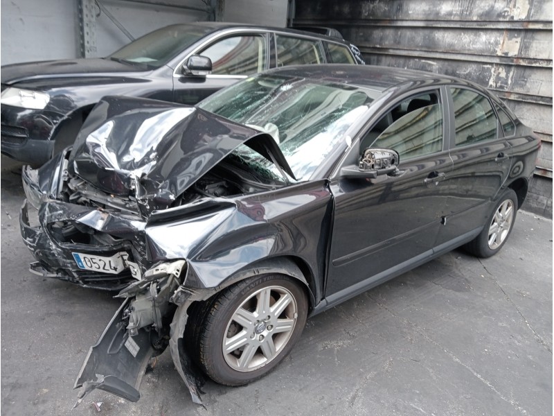 volvo s40 berlina del año 2007