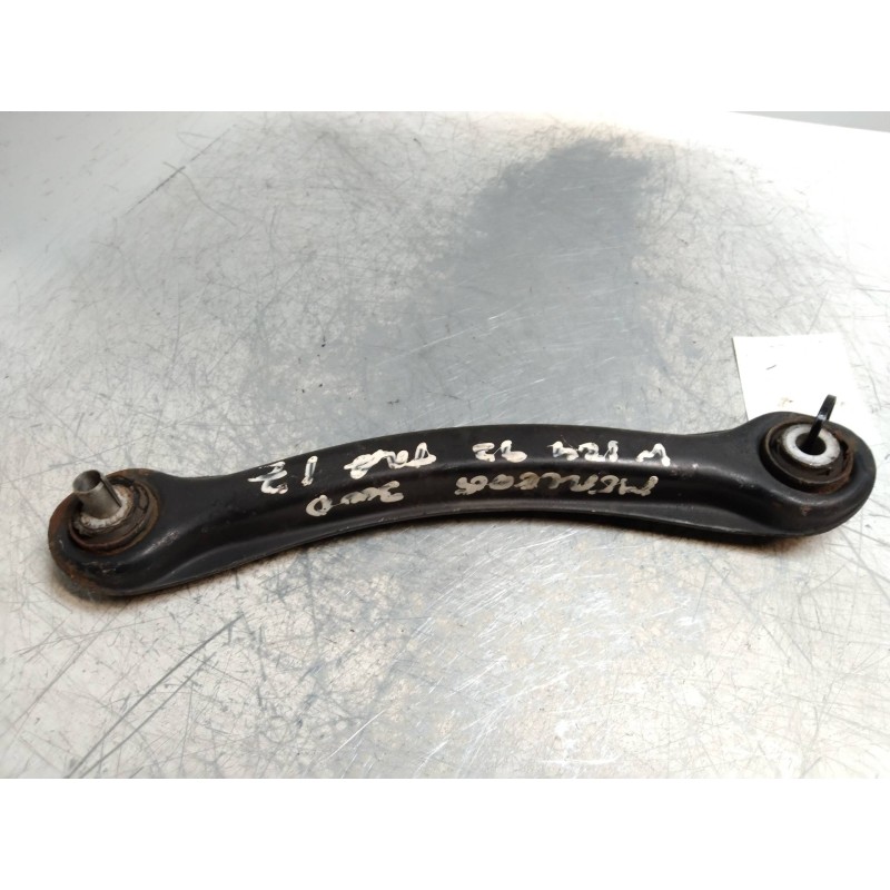Recambio de brazo suspension inferior trasero izquierdo para mercedes clase e (w124) berlina 3.0 diesel cat referencia OEM IAM  