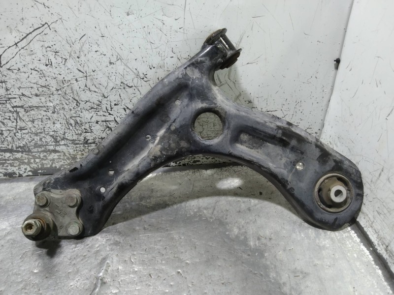Recambio de brazo suspension inferior delantero izquierdo para audi a1 sportback (8xf) attraction referencia OEM IAM 6R0407151F 