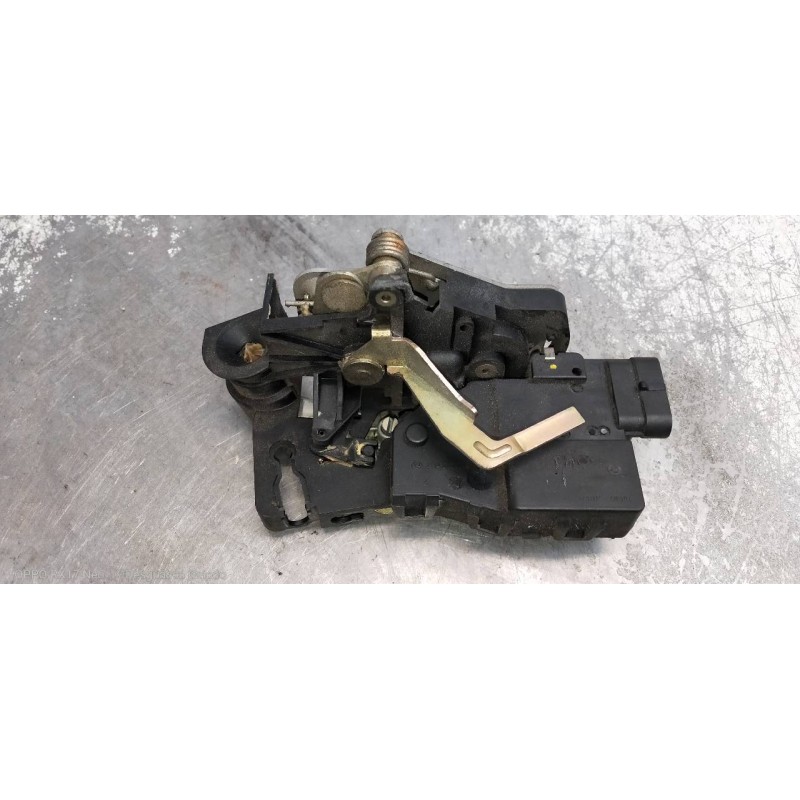 Recambio de motor cierre centralizado trasero izquierdo para mercedes clase m (w163) 400 cdi (163.128) referencia OEM IAM A16373