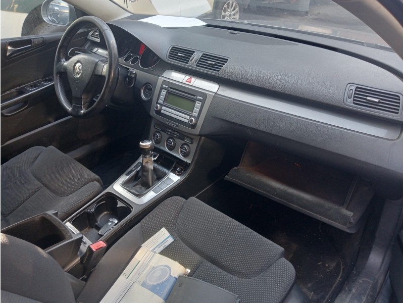 volkswagen passat variant (3c5) del año 2006