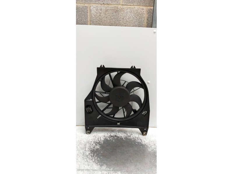 Recambio de electroventilador para renault kangoo (f/kc0) 1.9 diesel referencia OEM IAM 0130303814 7700301278 
