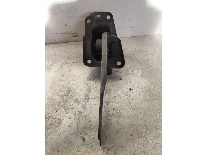 Recambio de brazo suspension inferior trasero derecho para audi a3 (8p) 3.2 ambition quattro referencia OEM IAM   5Q0505323C