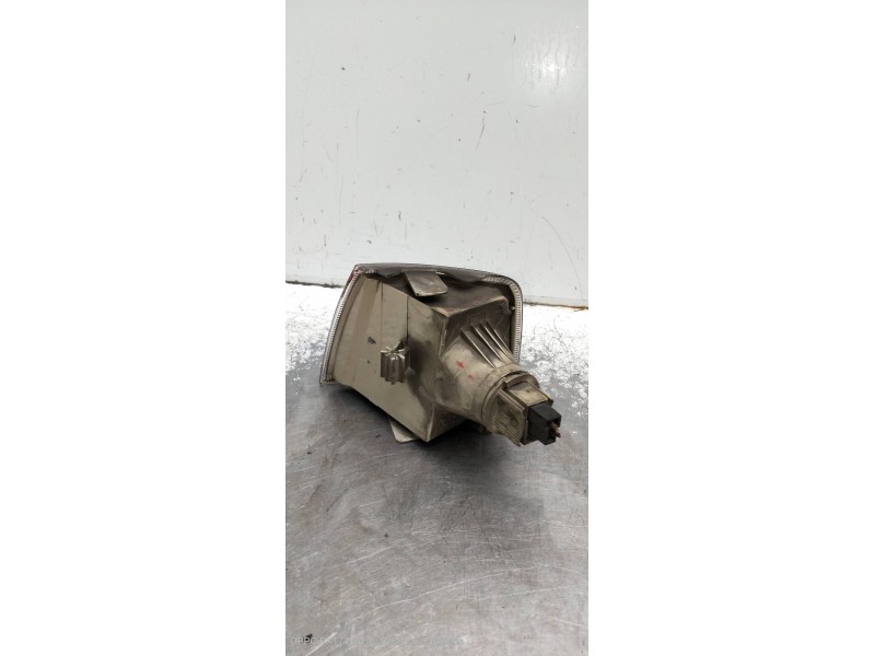 Recambio de piloto delantero derecho para opel vectra a 2.0 referencia OEM IAM   