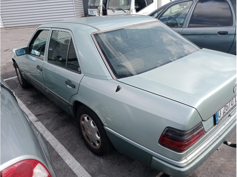 mercedes clase e (w124) berlina del año 2000