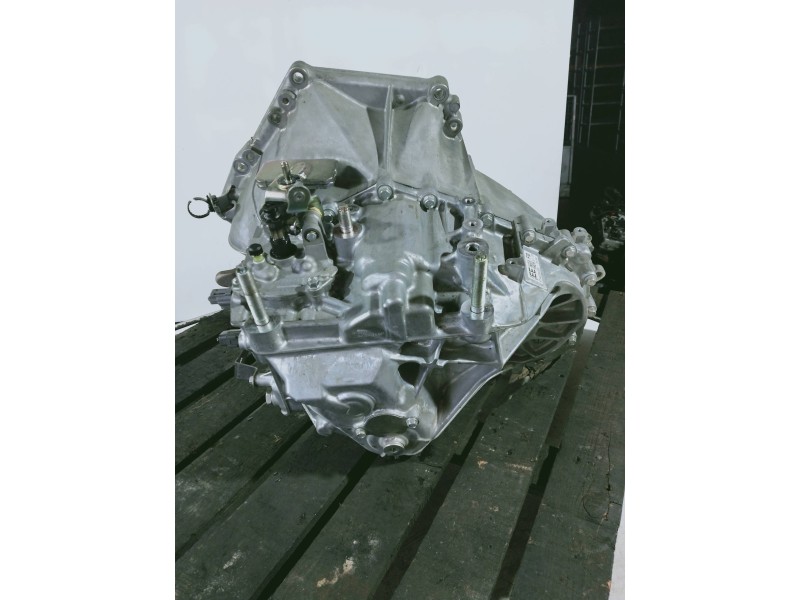 Recambio de caja cambios para mazda 6 kombi ()(.2012) center-line referencia OEM IAM B06D2 B48FB49F 6V