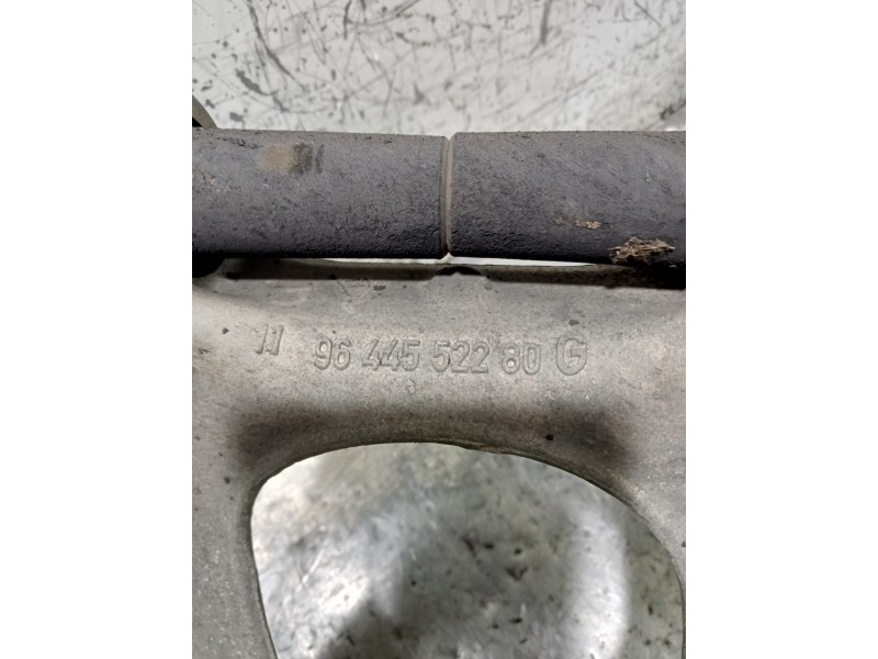 Recambio de brazo suspension inferior delantero izquierdo para peugeot 407 st confort referencia OEM IAM 9644552280  