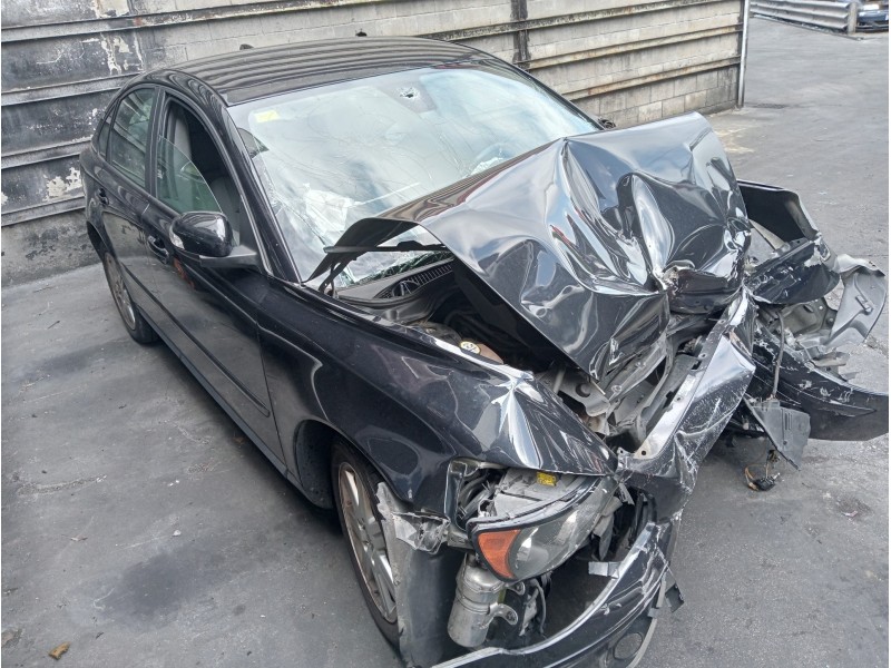 volvo s40 berlina del año 2007