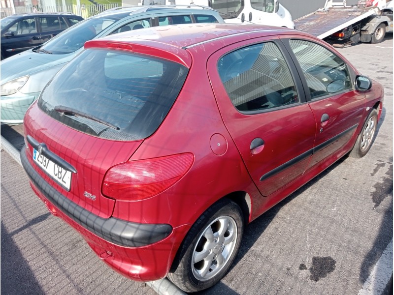 peugeot 206 berlina del año 2002 peugeot 206 berlina del año 2002