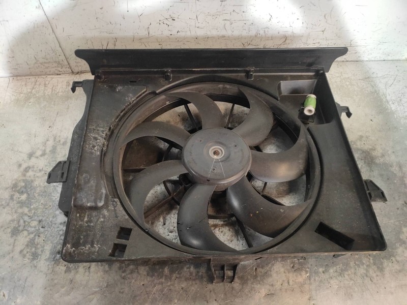Recambio de electroventilador para kia rio basic referencia OEM IAM A005416  