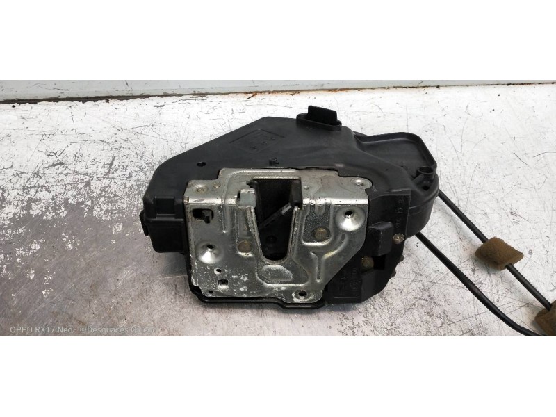 Recambio de motor cierre centralizado trasero izquierdo para mercedes clase c (w203) familiar 2.2 cdi cat referencia OEM IAM 230