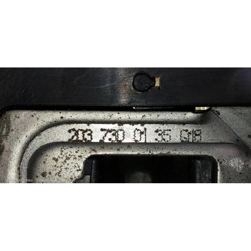 Recambio de motor cierre centralizado trasero izquierdo para mercedes clase c (w203) familiar 2.2 cdi cat referencia OEM IAM 230