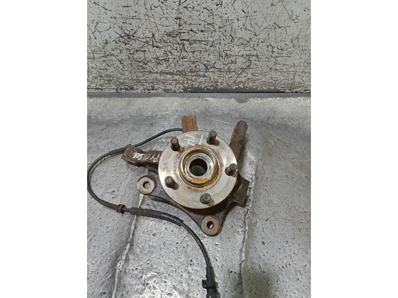 Recambio de mangueta delantera izquierda para chrysler pt cruiser (pt) 2.0 classic referencia OEM IAM   