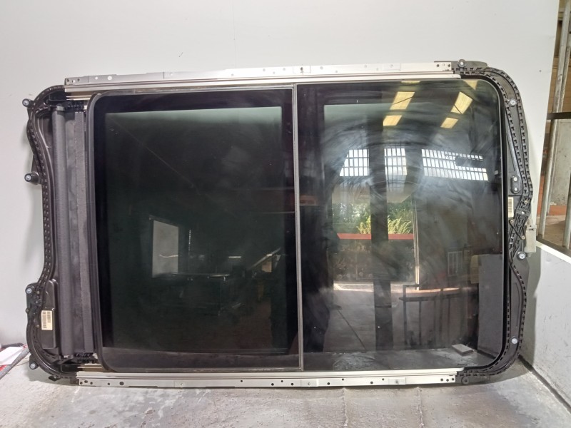 Recambio de techo electrico para bmw serie x1 (f48) sdrive18d referencia OEM IAM 728737013  