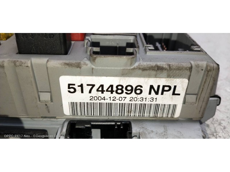 Recambio de caja reles / fusibles para fiat punto berlina (188) 1.2 8v active referencia OEM IAM 51744896  
