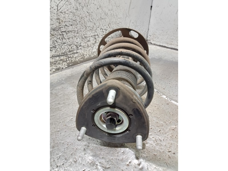 Recambio de amortiguador delantero derecho para mazda 6 kombi ()(.2012) center-line referencia OEM IAM GMM634700  