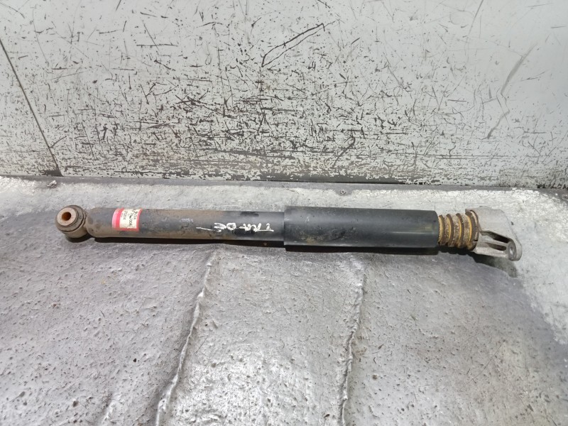 Recambio de amortiguador trasero derecho para mazda 6 kombi ()(.2012) center-line referencia OEM IAM GML828700A  