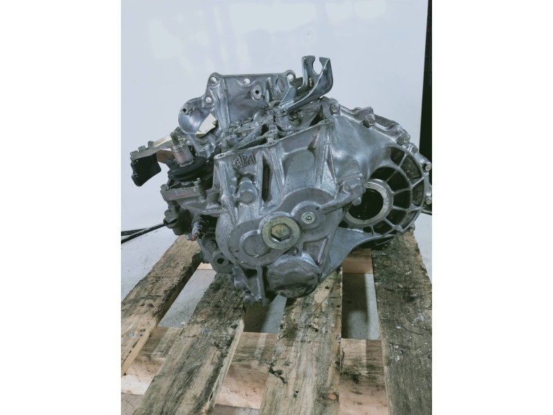 Recambio de caja cambios para toyota corolla verso (r1) 2.2 turbodiesel cat referencia OEM IAM A7434926  6V