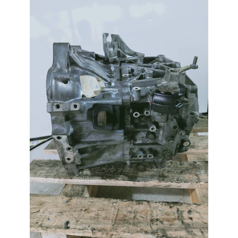 Recambio de caja cambios para toyota corolla verso (r1) 2.2 turbodiesel cat referencia OEM IAM A7434926  6V