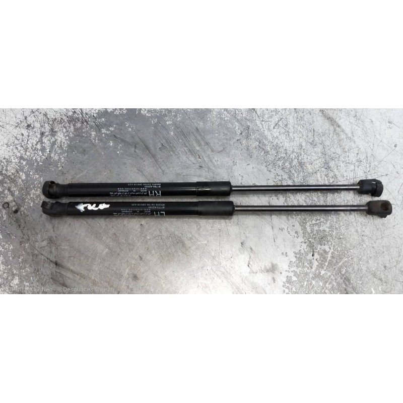 Recambio de amortiguadores maletero / porton para kia cee´d drive referencia OEM IAM 81770A2000 81780A2000 