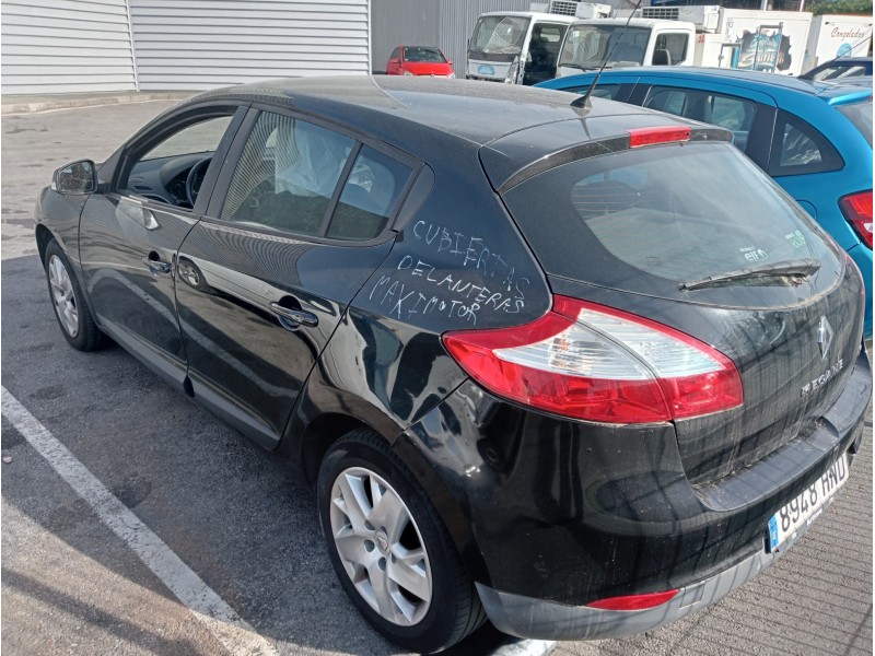 renault megane iii berlina 5 p del año 2012