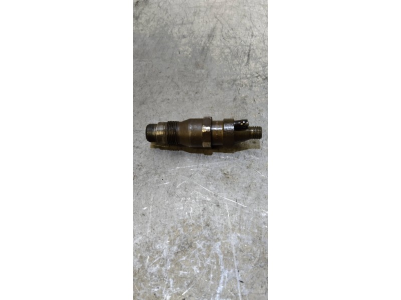 Recambio de inyector para citroen saxo 1.5 d sx referencia OEM IAM KCA20S106  