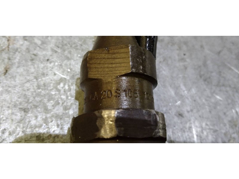 Recambio de inyector para citroen saxo 1.5 d sx referencia OEM IAM KCA20S106  