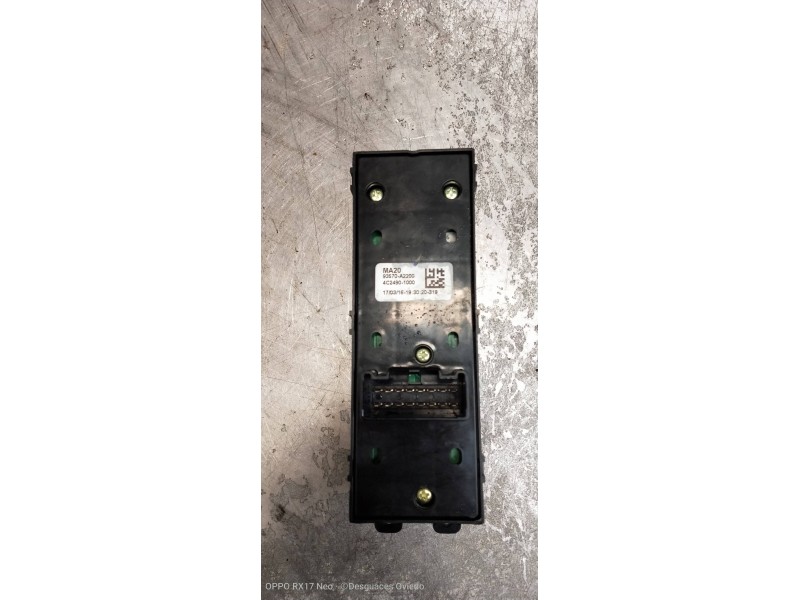 Recambio de mando elevalunas delantero izquierdo para kia cee´d drive referencia OEM IAM 93570A2200 4C24901000 